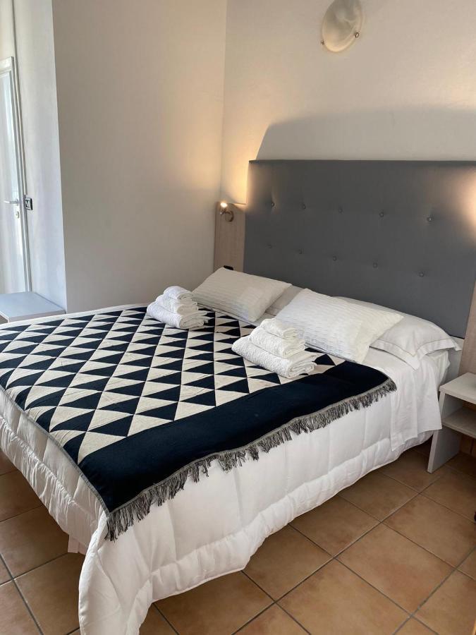 Hotel Noah Rimini Extérieur photo